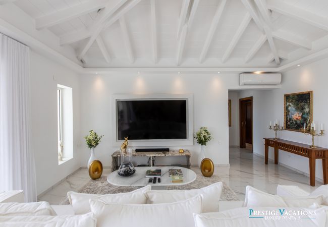 Villa in Orient Bay - Fleur de Lys