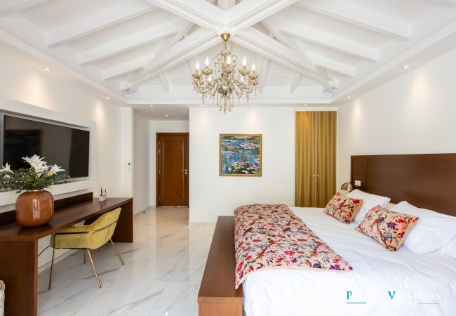 Villa in Orient Bay - Fleur de Lys