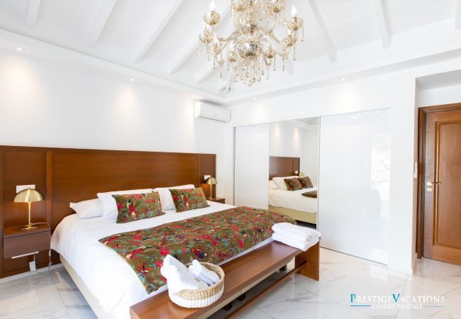 Villa in Orient Bay - Fleur de Lys