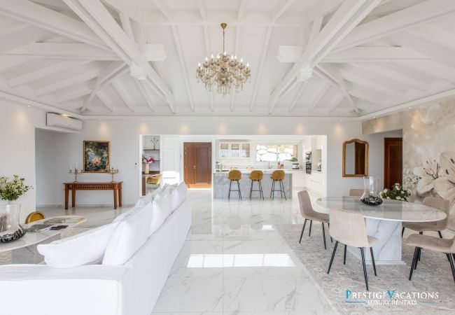 Villa in Orient Bay - Fleur de Lys
