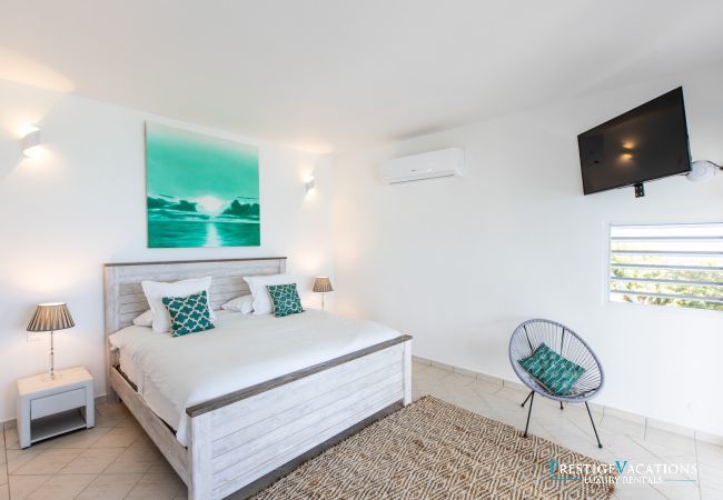 Villa in Terres Basses - Infinity Blue