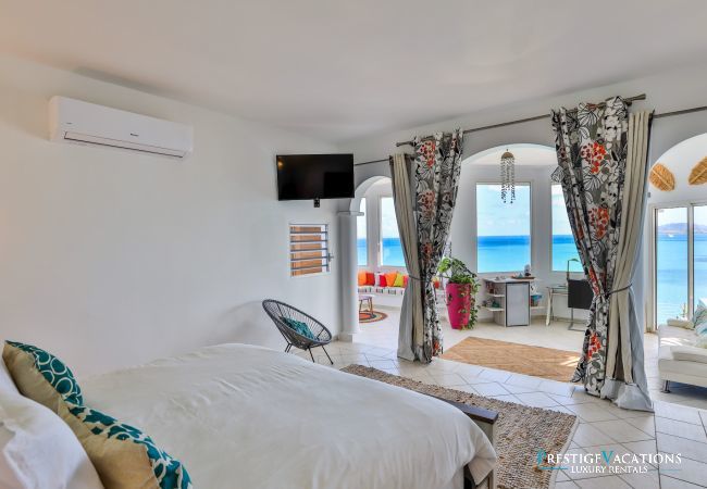 Villa in Terres Basses - Infinity Blue