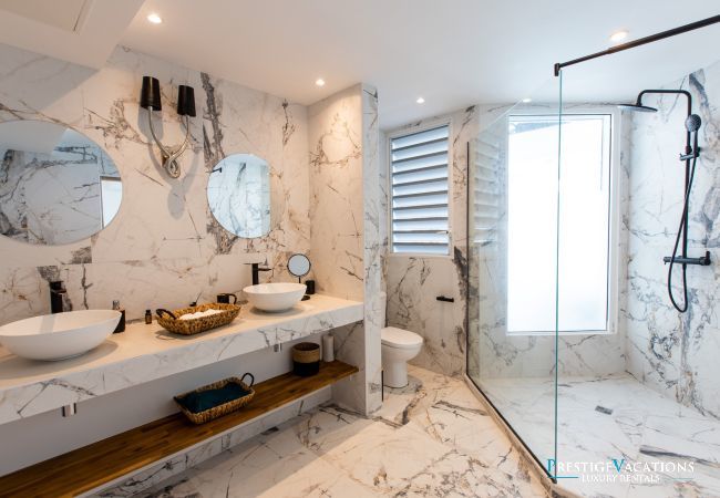 Villa in Terres Basses - Infinity Blue