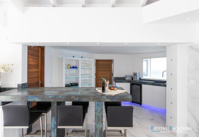 Villa in Terres Basses - Infinity Blue