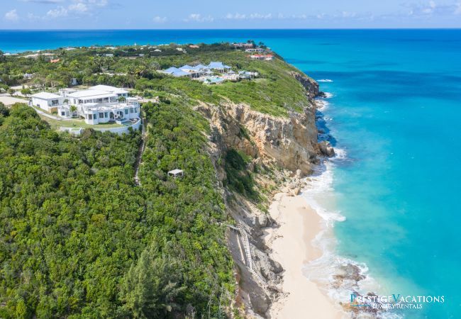 Villa in Terres Basses - Infinity Blue