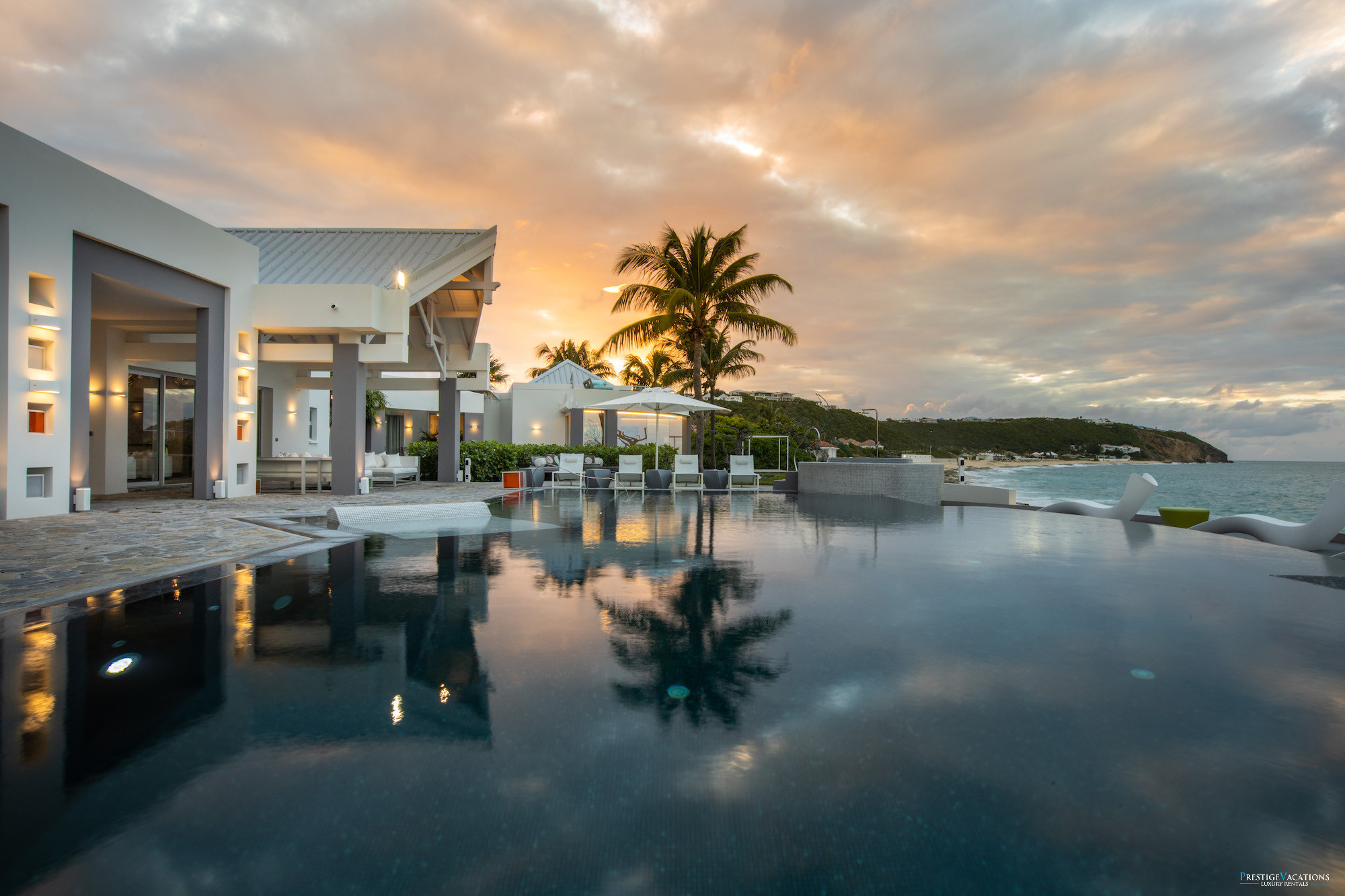 Villa/Dettached house in Terres Basses - Le Reve