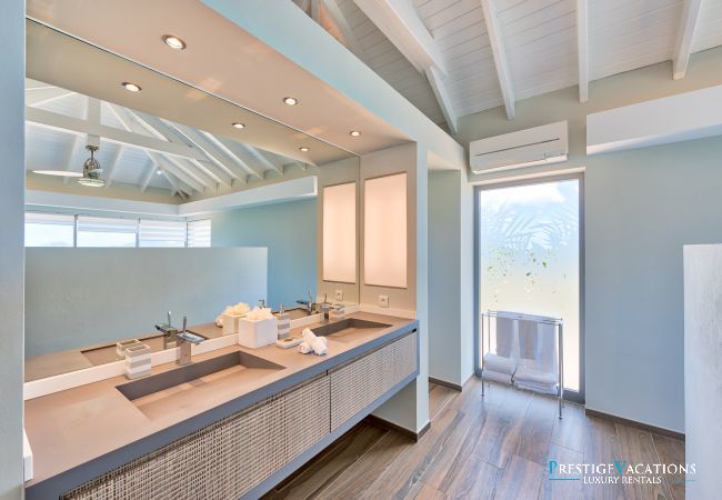 Villa in Terres Basses - Mirabelle SXM