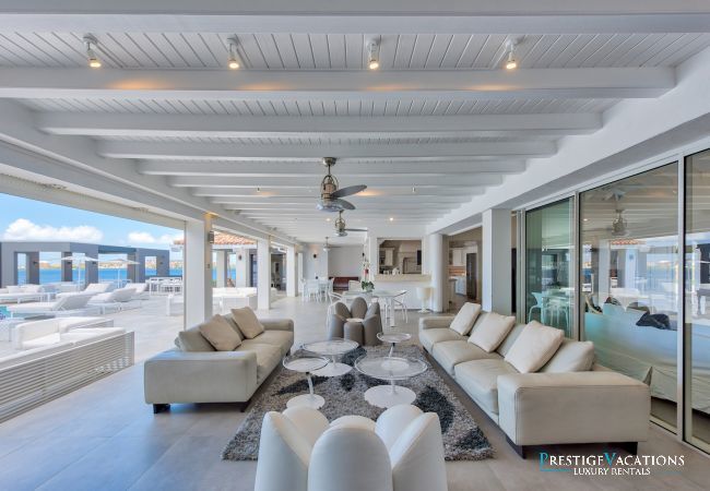 Villa in Terres Basses - Mirabelle SXM