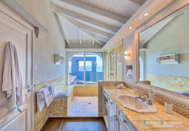 Villa in Terres Basses - Mirabelle SXM