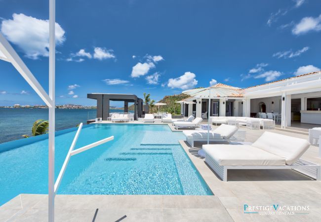 Villa in Terres Basses - Mirabelle SXM