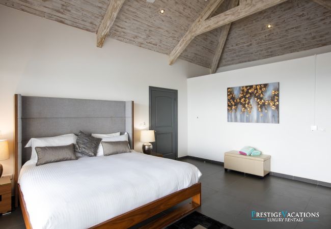 Villa in Orient Bay - Monte Verde