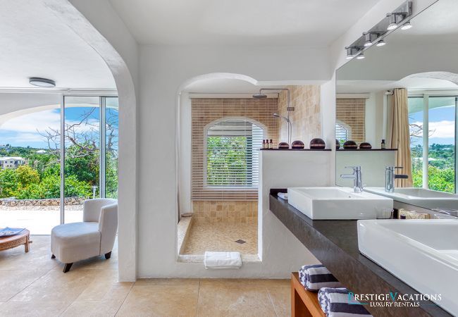 Villa in Terres Basses - Belle Fontaine