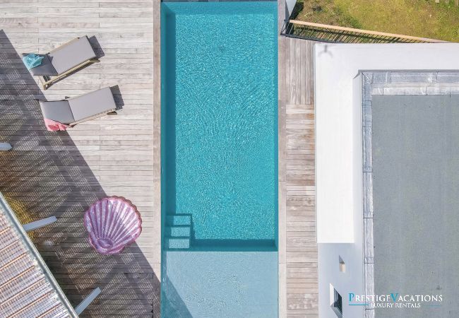 Villa in Schoelcher - Luzea *****