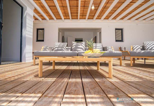 Villa in Schoelcher - Luzea *****