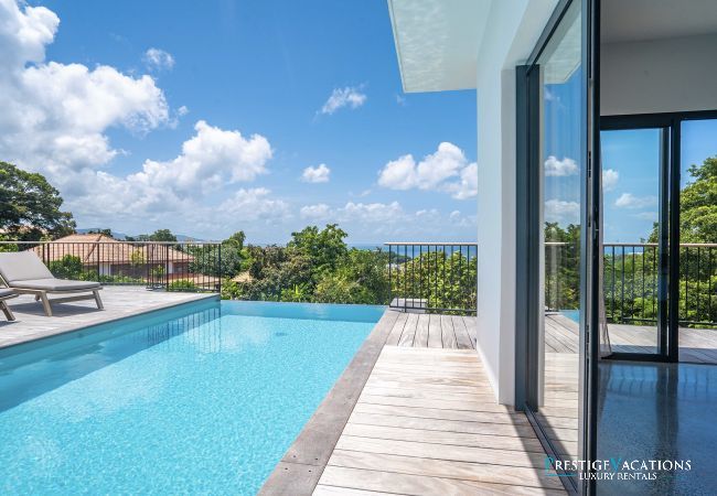 Villa in Schoelcher - Luzea *****