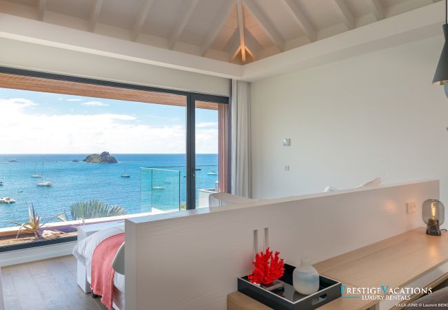 Villa in Saint Barthélemy - June