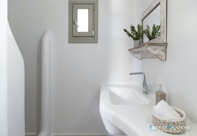 Villa in Mykonos - Kissos
