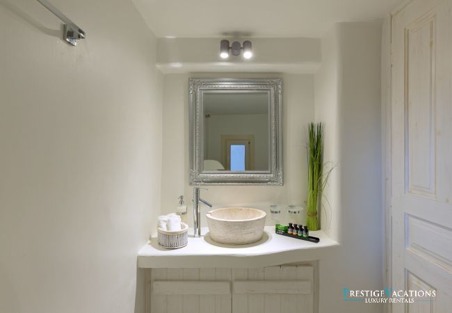 Villa in Mykonos - Pergisos