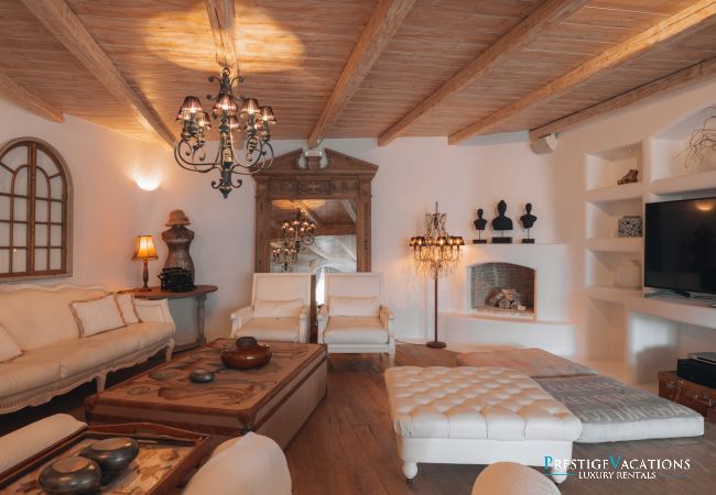 Villa in Mykonos - Your Mykonos
