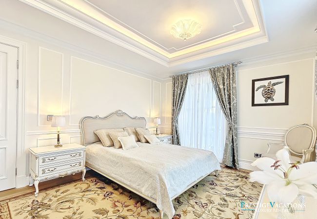 Villa in Cannes - Palace des Lys