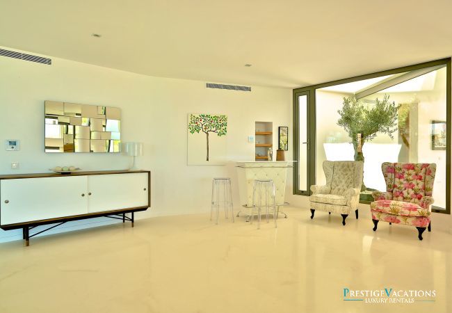 Villa in Ibiza / Eivissa - Alegre Belle