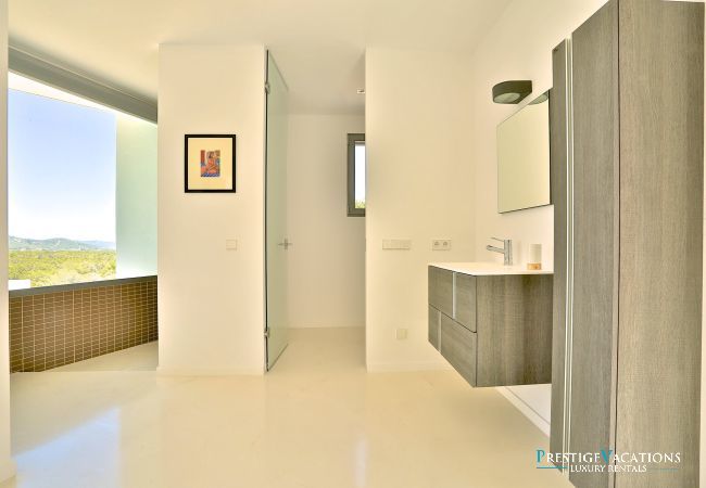 Villa in Ibiza / Eivissa - Alegre Belle
