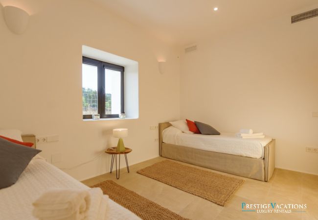 Villa in Ibiza / Eivissa - Fabienne