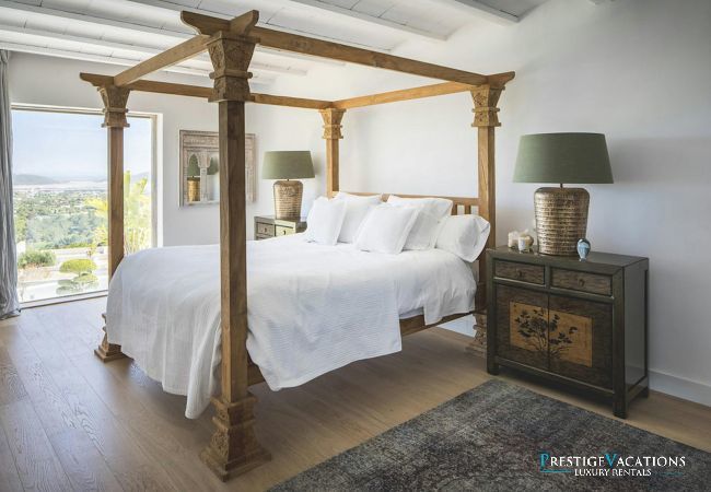 Villa in Ibiza / Eivissa - El Zafiro
