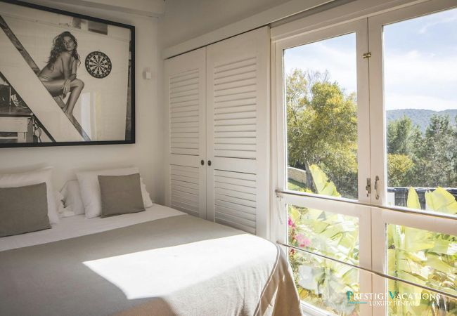 Villa in Ibiza / Eivissa - El Zafiro