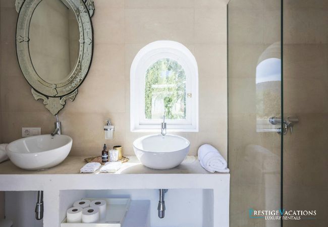 Villa in Ibiza / Eivissa - El Zafiro