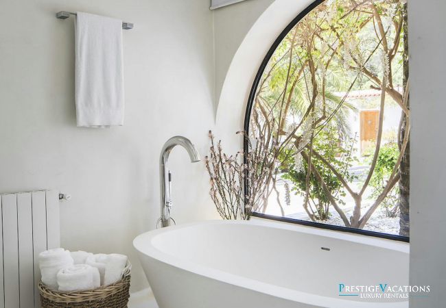 Villa in Ibiza / Eivissa - El Zafiro