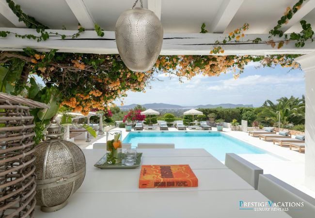 Villa in Ibiza / Eivissa - El Zafiro