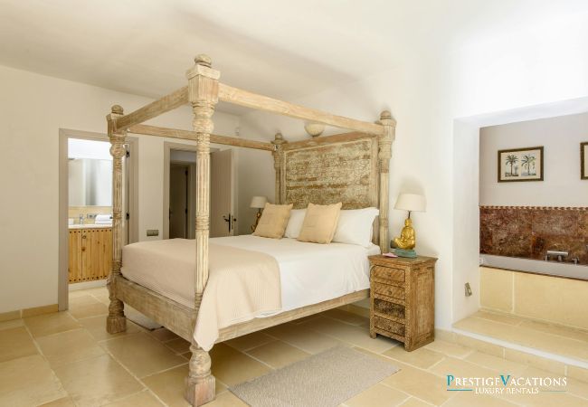 Villa in Ibiza / Eivissa - Finca Bonito