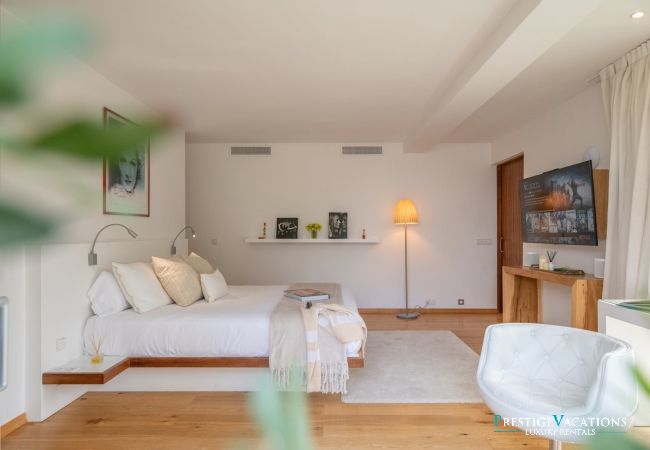 Villa in Ibiza / Eivissa - Oasis Ibiza