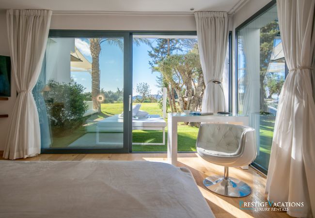 Villa in Ibiza / Eivissa - Oasis Ibiza