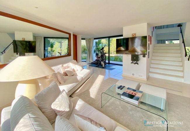 Villa in Ibiza / Eivissa - Oasis Ibiza