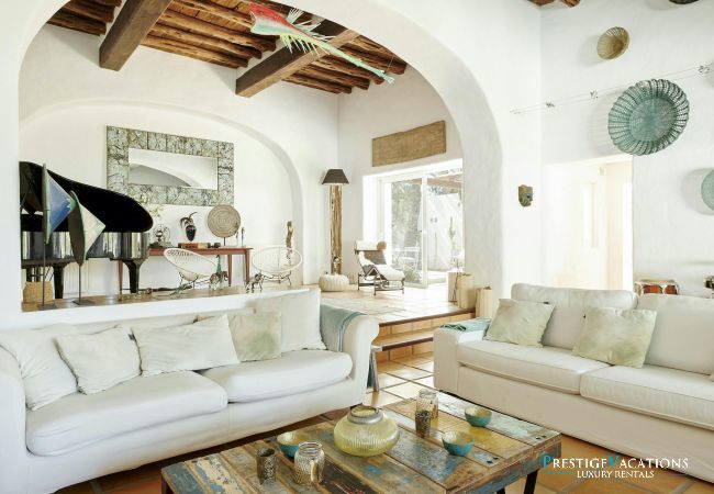 Villa in Ibiza / Eivissa - San Agustin