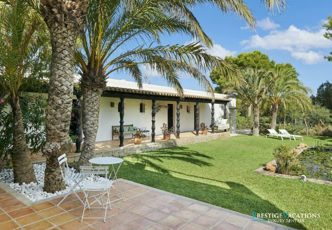 Villa in Ibiza / Eivissa - San Agustin
