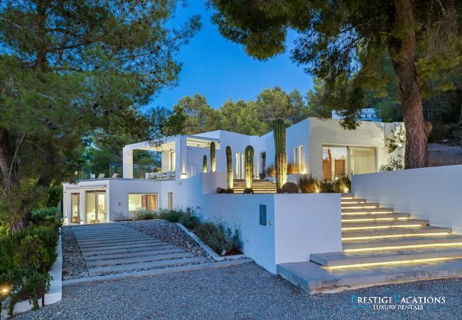 Villa in Ibiza / Eivissa - Sunset Paradise