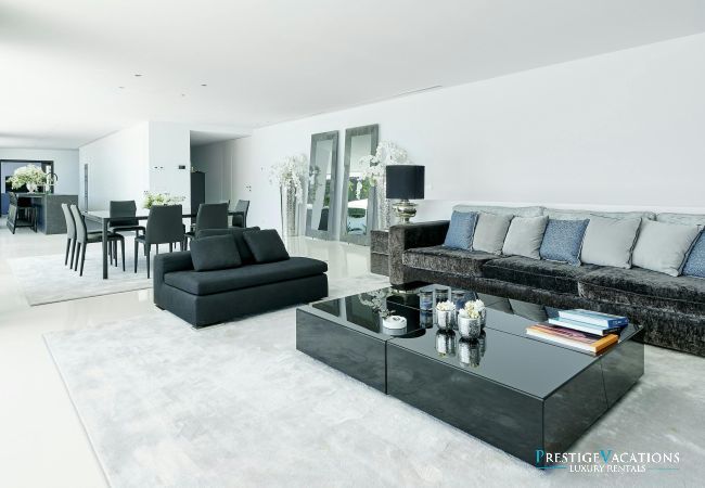 Villa in Ibiza / Eivissa - La Costa