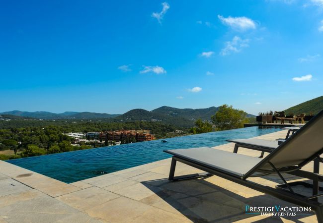 Villa in Ibiza / Eivissa - Minimal