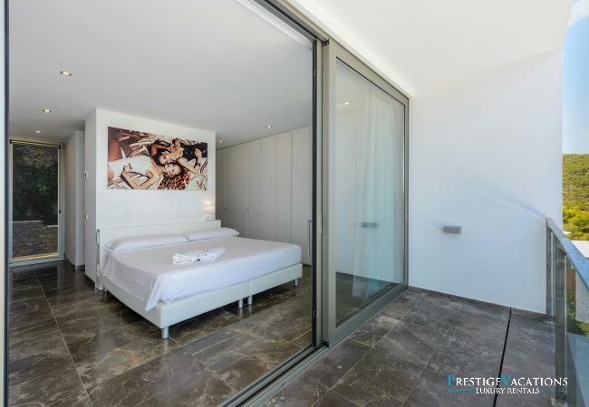 Villa in Ibiza / Eivissa - Minimal