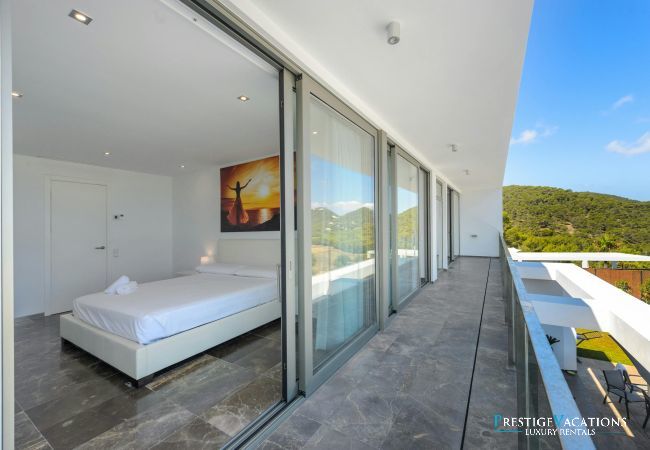 Villa in Ibiza / Eivissa - Minimal