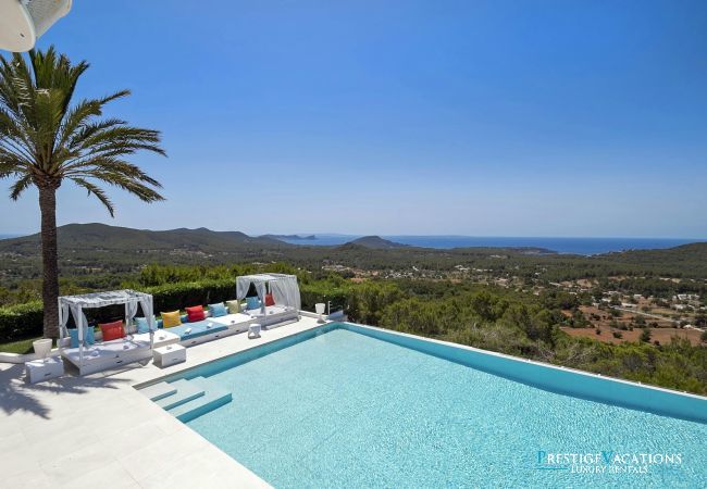 Villa in Ibiza / Eivissa - Pazu