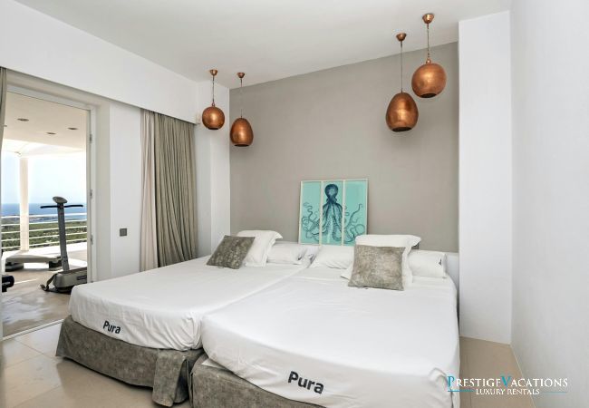 Villa in Ibiza / Eivissa - Pazu