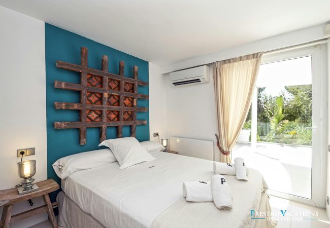Villa in Ibiza / Eivissa - Pazu