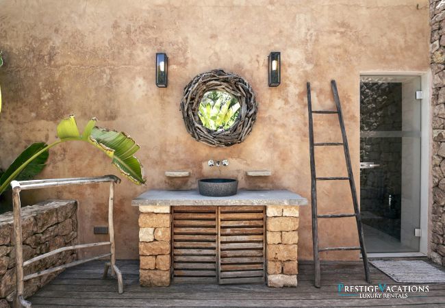 Villa in Ibiza / Eivissa - Pazu