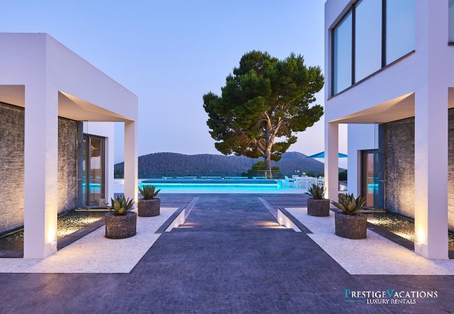 Villa in Ibiza / Eivissa - Vista Azul