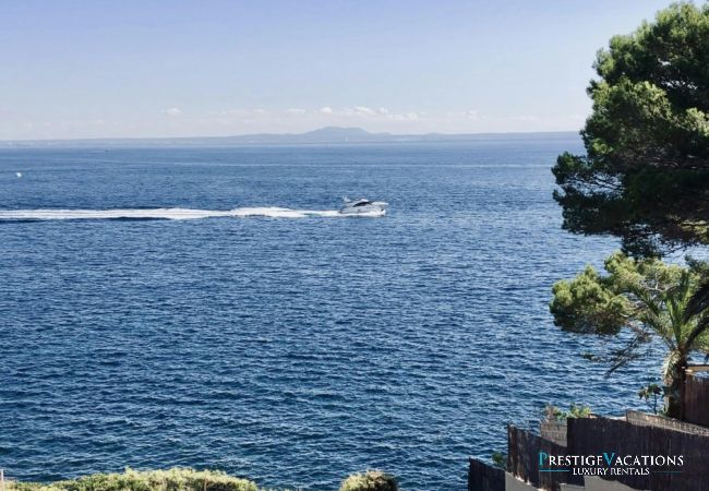 Villa in Badia Grand - Cabello Villa in Badia Grand - Cabello