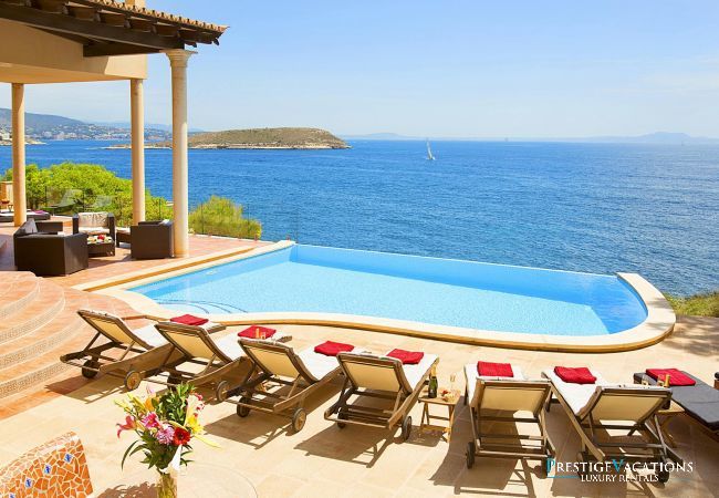 Villa in Badia Grand - Cabello Villa in Badia Grand - Cabello